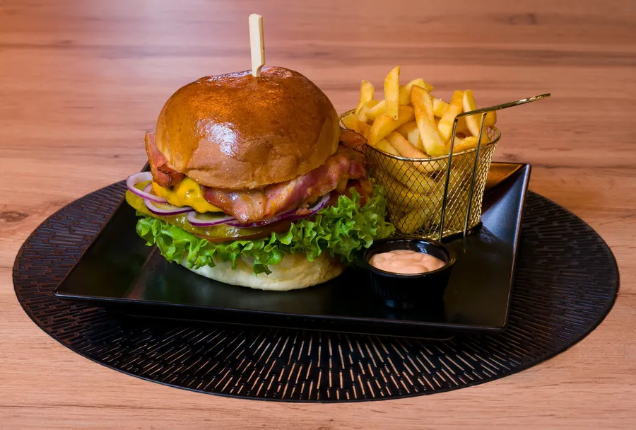 Burger „Pelikan”